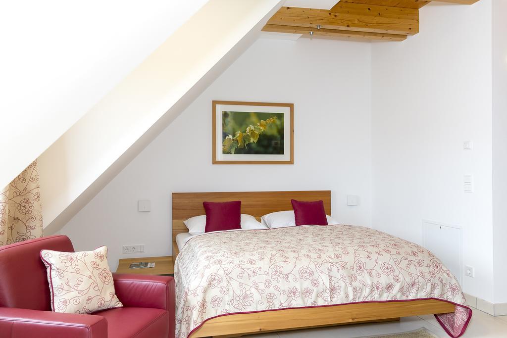 Moor-Rosl Apartmenthotel Gamlitz Kültér fotó